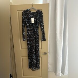 Brand new Zara dress Size small